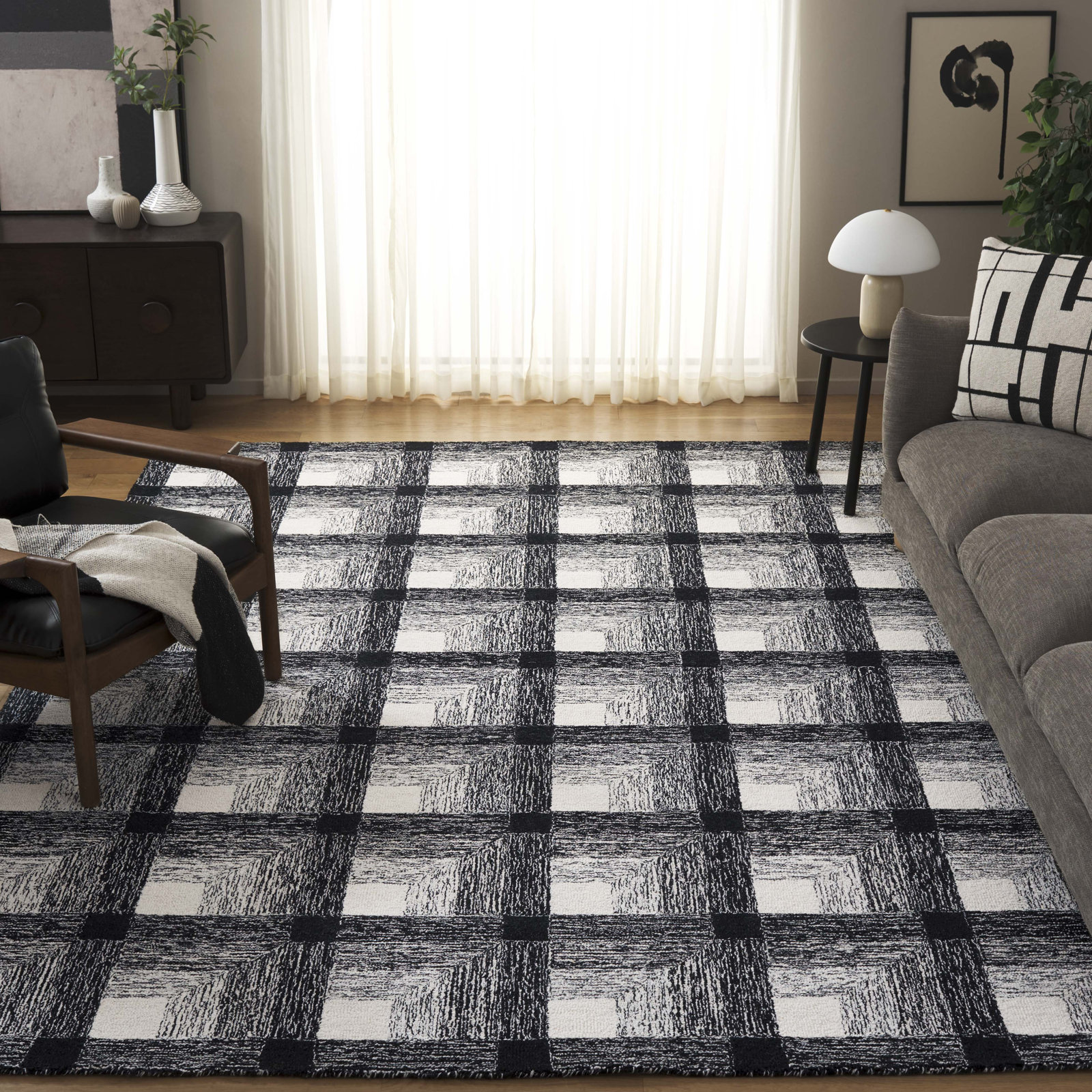 Robbie Handmade Wool Charcoal / Ivory Rug, Rectangle 4' x 6'
