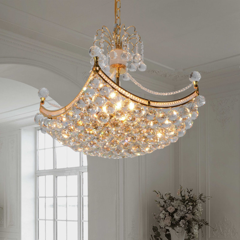 Derrik 8 - Light Chandelier