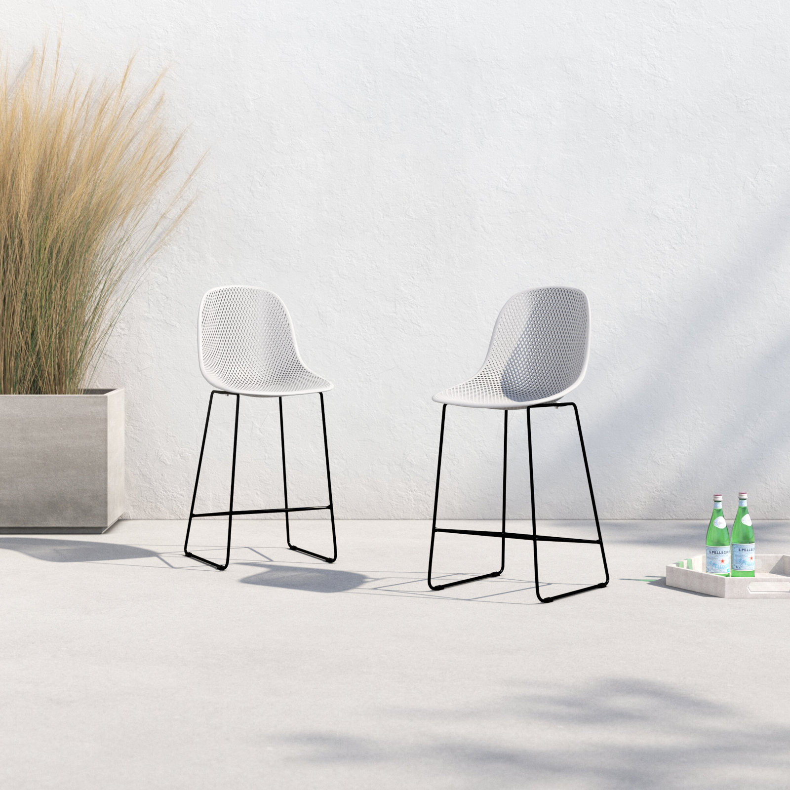 Dusti Iron Outdoor Bar Stool, 25.5" H , White