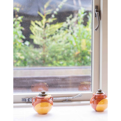 Night-Vent Locking Peardrop Fastener - LH