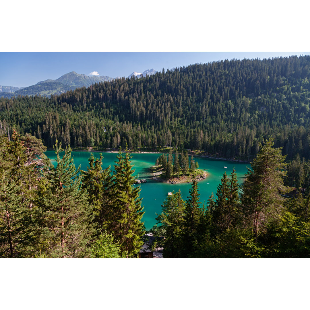 Cauma Lake von Rusm - Druck auf Leinwand ohne Rahmen