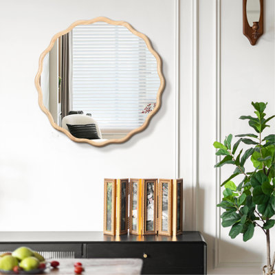 Exquis miroir en bois massif ondulé pour la décoration intérieure, rehaussant tout espace avec son design unique et sa qualité supérieure