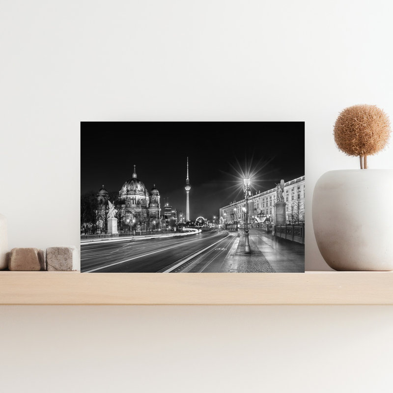 «Berlin City Nightscape Modern Vibrant Abstract Architecture City», reproduction d'art murale, H 12 po x l 18 po