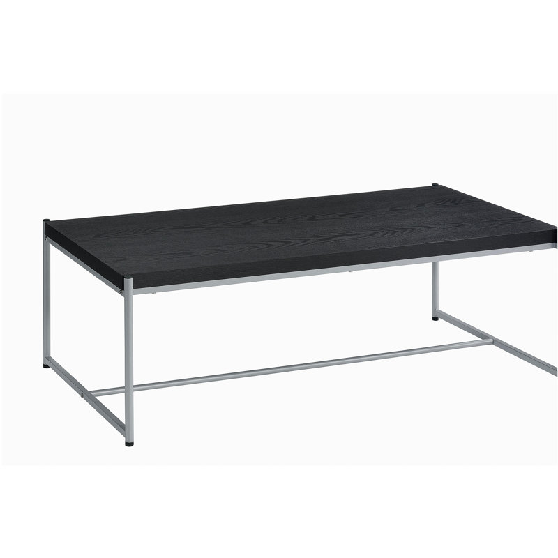 Ensemble de 3 tables basses et tables de bout