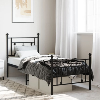 Aceion Metal Bed