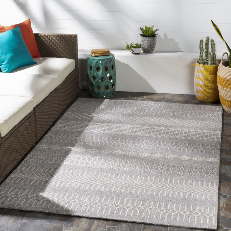Beyla Geometric Indoor / Outdoor Rug, Rectangle 8' x 10'