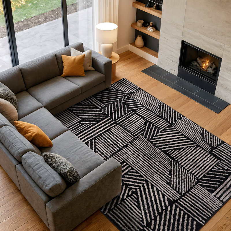 Tapis géométrique noir / ivoire Rambo, Rectangle 7 pi 10 po x 10 pi, Black