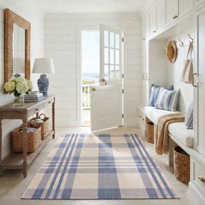 Tapis d'intérieur / extérieur à motif écossais Debriana Performance