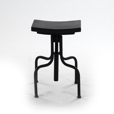 17.5 Bar Stool