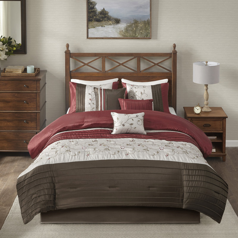 King Red Reversible 7-Piece Embroidered Bedspread Set