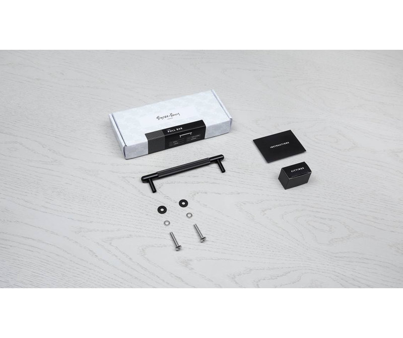 Pull Bar / Linear, 4 23/25", Black