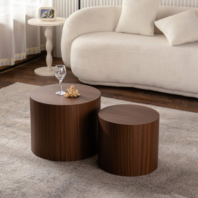 Paire de tables basses gigognes, tables rondes en bois pour les petits espaces, décor de chambre à coucher de salon moderne, 2 tables d'appoint en bois, attrayante et attrayante