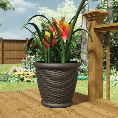 Pot à fleurs décoratif en résine tressée de 18 po de diamètre Willow, Java