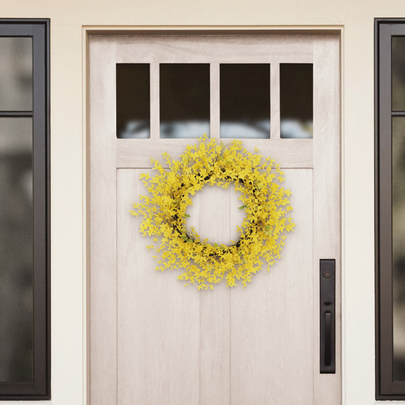 30" Artificial Winter Jasmine Floral Spring Wreath