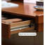Bureau pratique en bois de cerisier massif avec support de rangement en fil métallique-1045682826