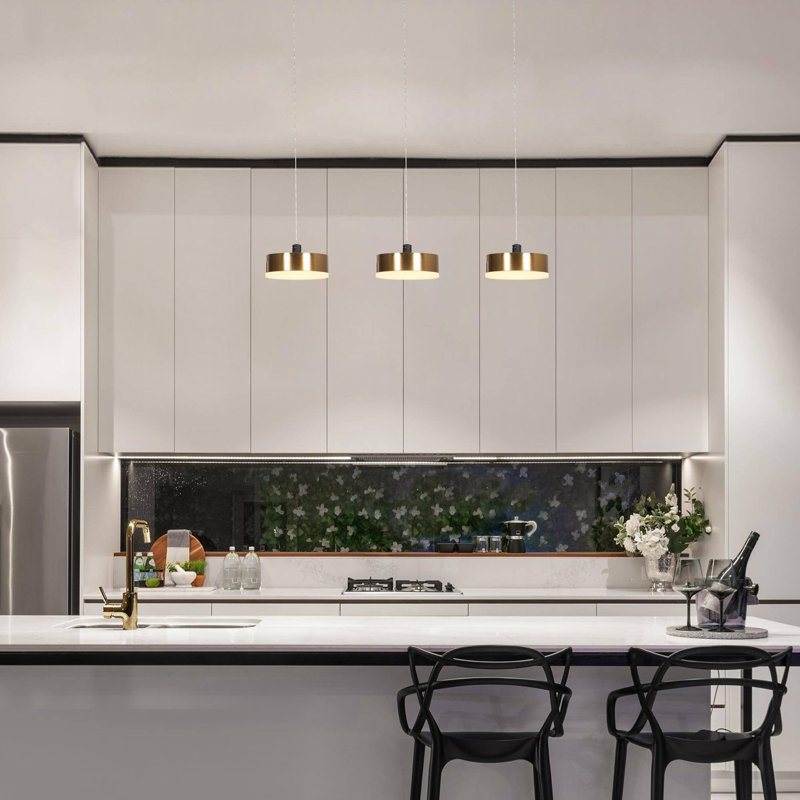 Suspension linéaire à DEL Essinger à 3 lumières, noire et dorée, pour îlot de cuisine, avec câble ajustable