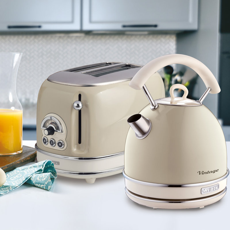Ariete Vintage 1.7L Stainless Steel Dome Kettle with 2 Slice Toaster Set, Cream