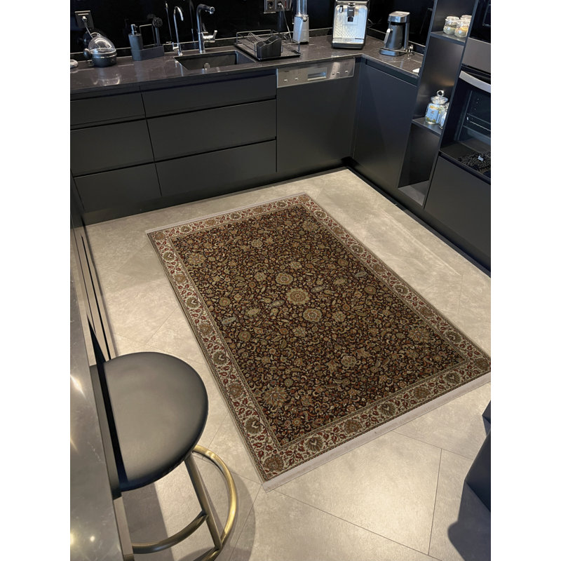 Tapis décoratif beige à motif floral multicolore, Rectangle 4 pi x 6 pi 7 po