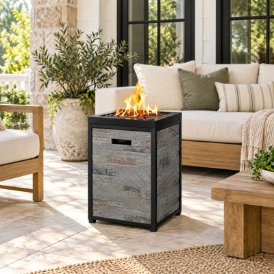 Foyer d'extérieur au propane de 25 po H 40 000 BTU avec panneaux latéraux Terrafab, pierres de lave et couvercle en acier