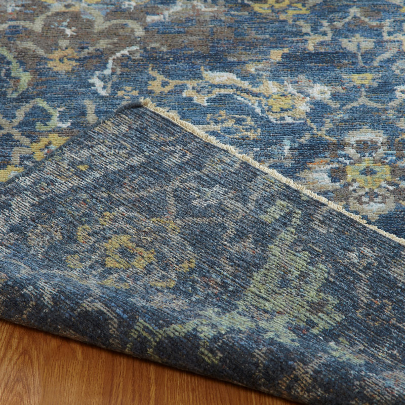 Heritage Bloom Handmade Wool Floral and Oriental Area Rug, Rectangle 9' x 12'