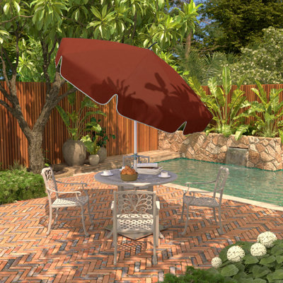 Parasol de patio blanc 7,5 pi avec nervures en fibre de verre et bouton-poussoir inclinable en taupe Sunbrella