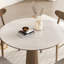 Table de salle à manger en noyer-778253063