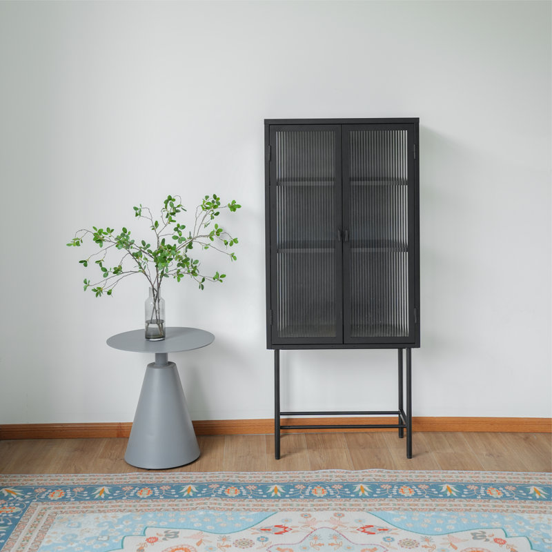 Armoire d'appoint 61 "H avec tablettes amovibles