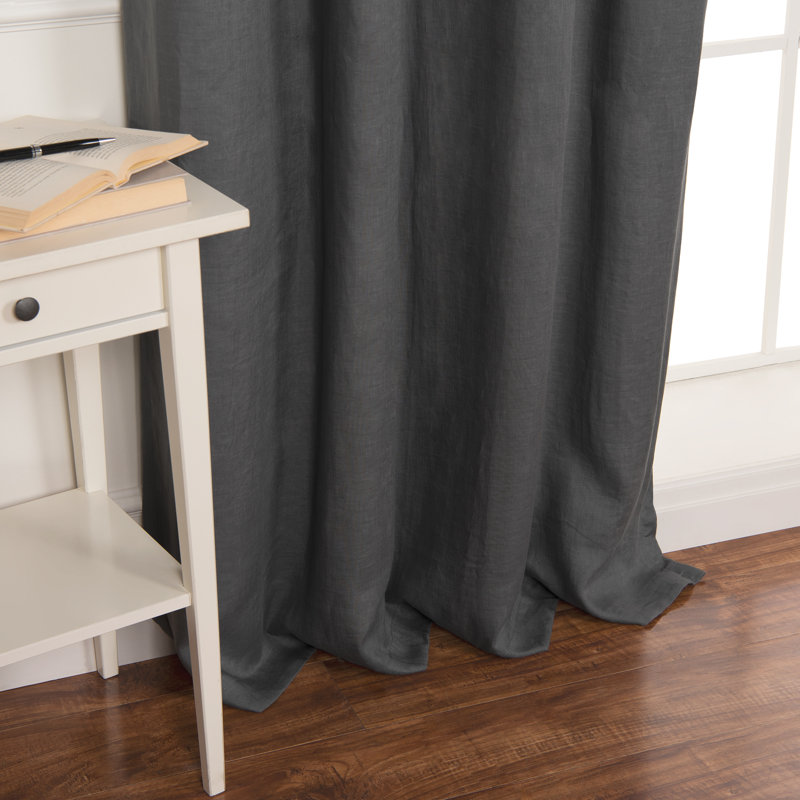 Paire de rideaux occultant et isolants avec œillets Herron, Gris foncé, l 52 po x L 96 po