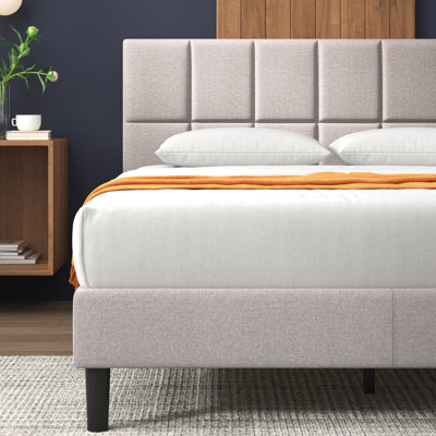 Lit plateforme tapissier Suhavi
