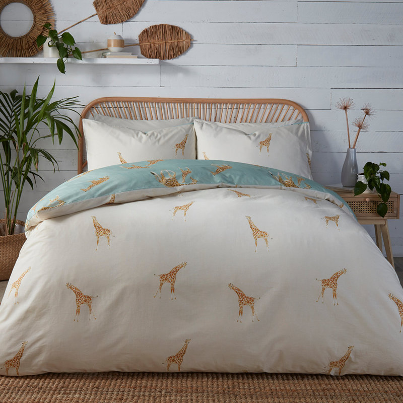 Milo Giraffe Animal Print Duvet Cover Set with Pillowcases Included, Single - 1 Standard Pillowcase