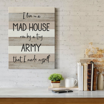 Mad House - reproduction d'art textuel sur toile tendue