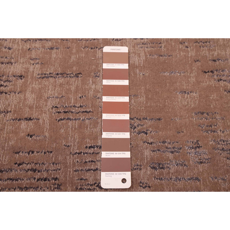 Tapis brun Loreto 5 pi 7 po x 7 pi 10 po