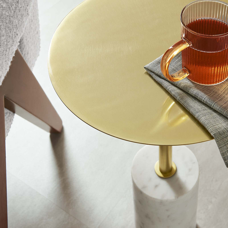 Table d'appoint Lyric, Laiton