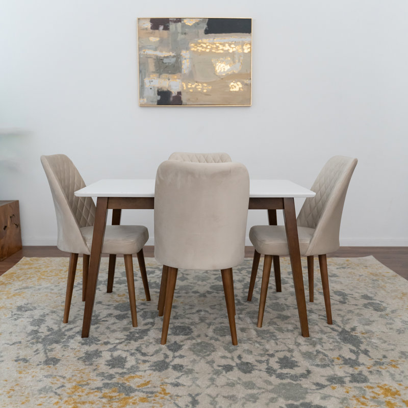 Ensemble de salle à manger en bois massif à 4 places avec chaises rembourrées en velours Fredy, Beige