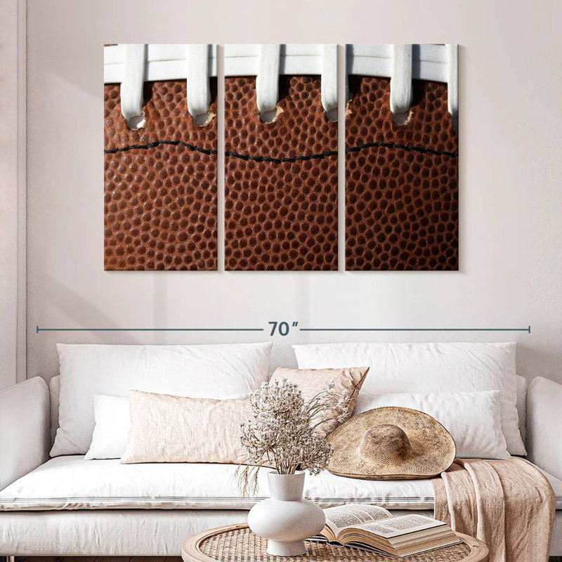 Sireci Football Grip, 32" H x 50" W