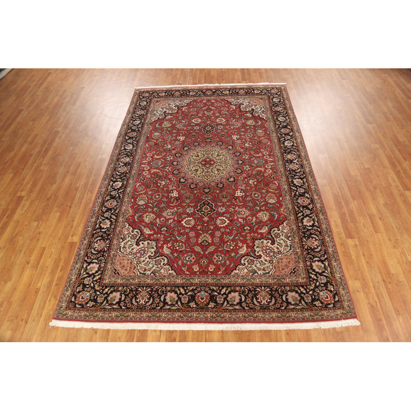 Tapis traditionnel floral en laine à motif médaillon 7 x 10
