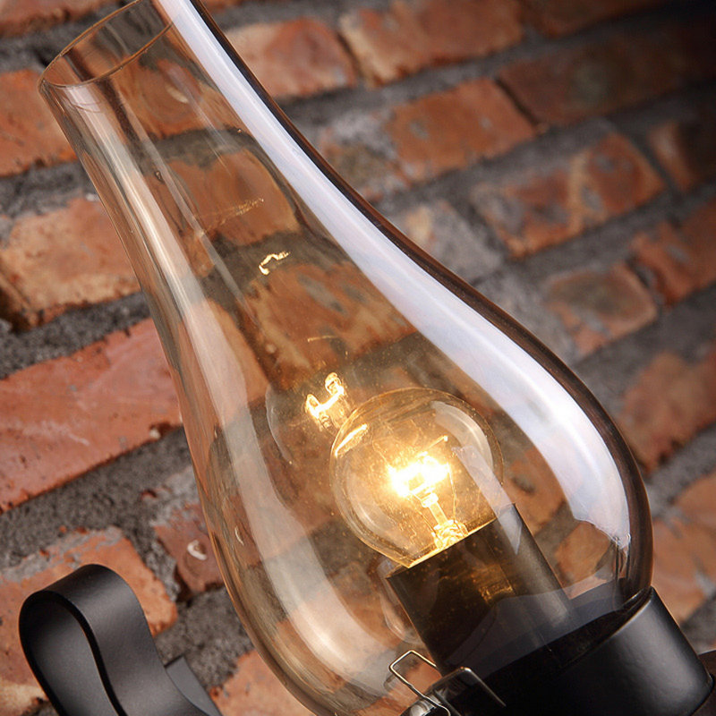 Damariya Armed Sconce