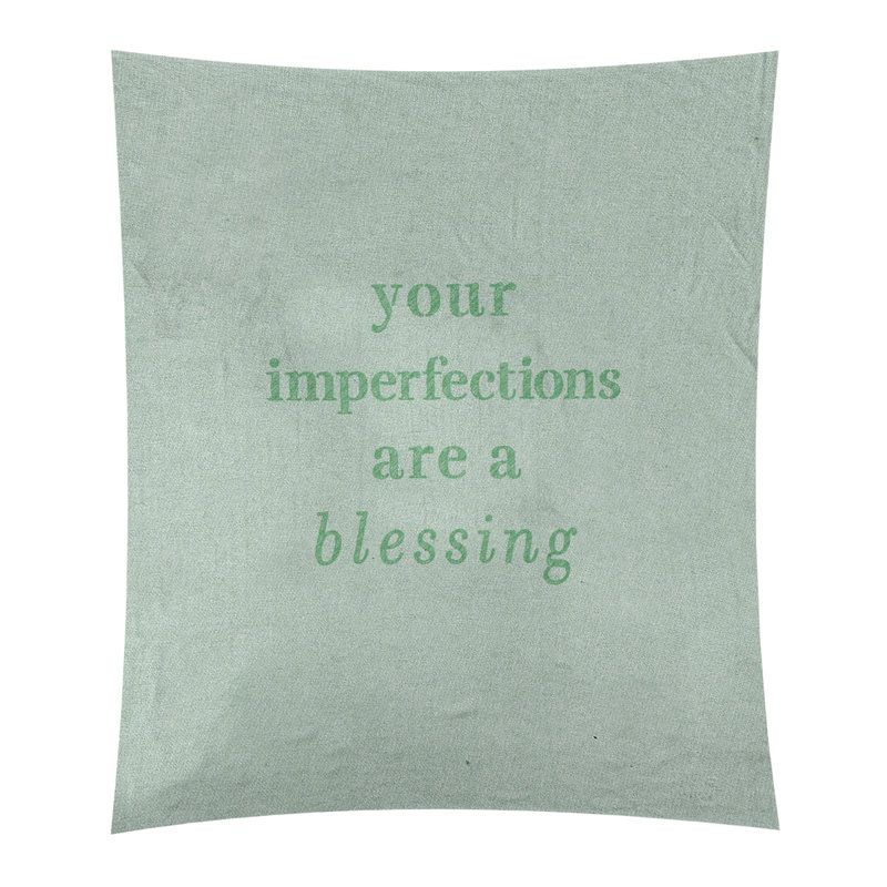 Tapisserie citation d’imperfections écrites en polyester, H 104 po x l 88 po, Vert