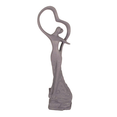 Chinook Weather Resistant Plastic Garden Statue