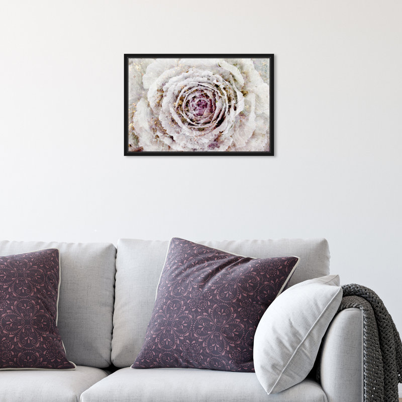 «Floral Winter New York Flower and Roses - Floater Frame», impression sur toile, H 10 po x l 15 po, Noir
