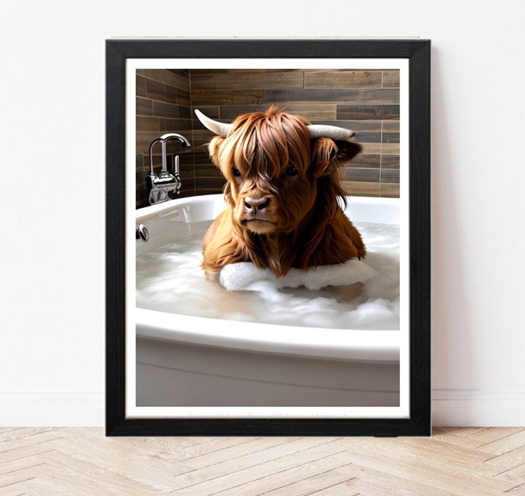 Happy Larry Highland Cattle In Bath - Highland Cow Bathtub - Bathroom ...