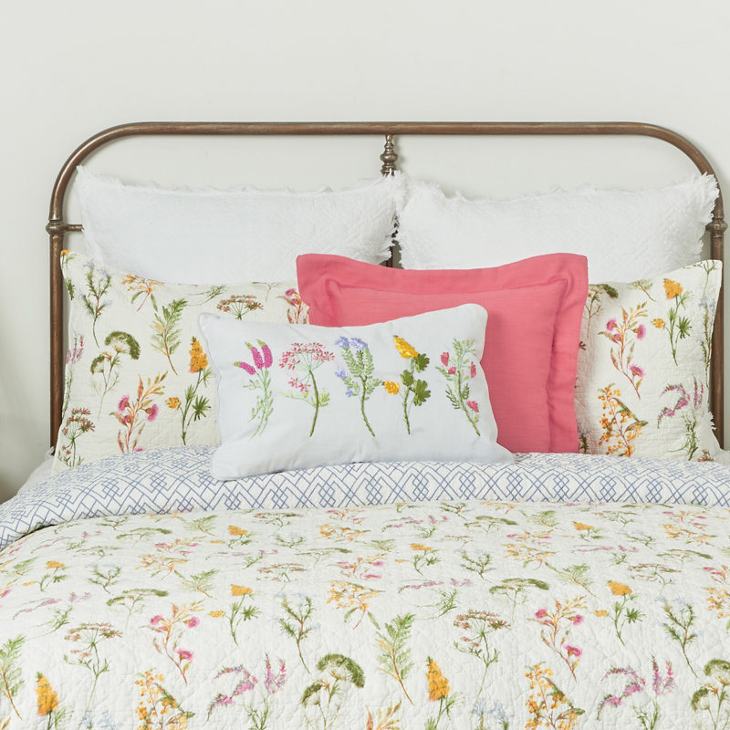 Genevieve White Cotton Twin Reversible Quilt Set