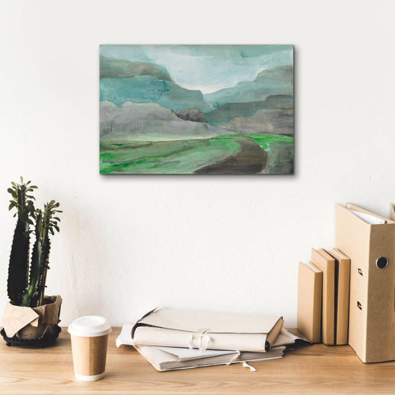 Art mural sur toile «Misted Valley» par Albena Hristova, H 12 po x l 18 po x P 0,75 po