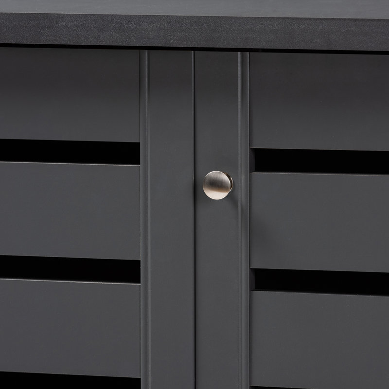 Armoire de rangement pour chaussures 3 portes en bois fini gris foncé Medellin, H 38,3 po x l 44,5 po x P 13,1 po