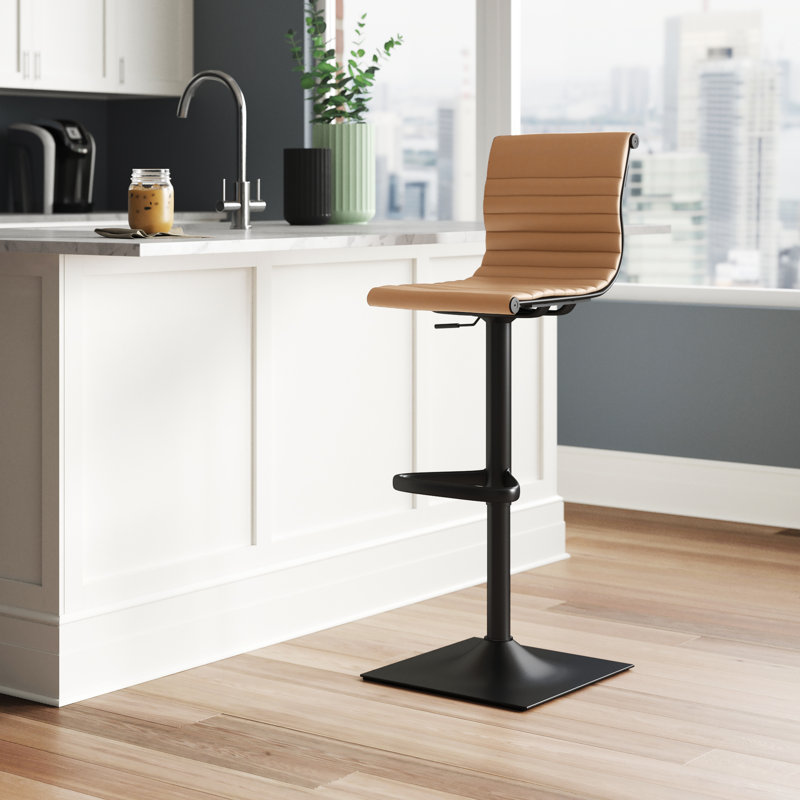 Tabouret tournant à hauteur réglable Ruano, Chameau