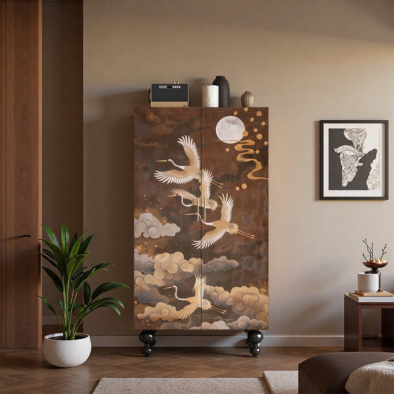 Armoire spacieuse en bois de noyer