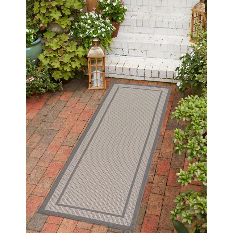 Rezzan Indoor / Outdoor Rug
