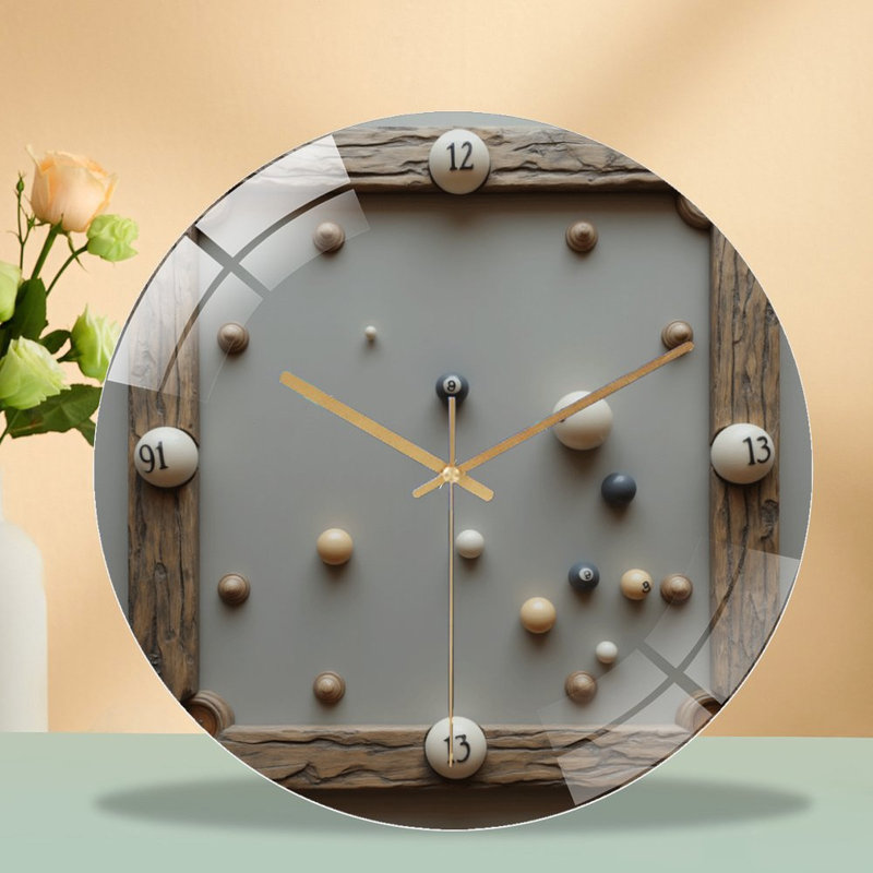 Table de billard avec différentes boules colorées - horloge murale moderne en verre 12 po