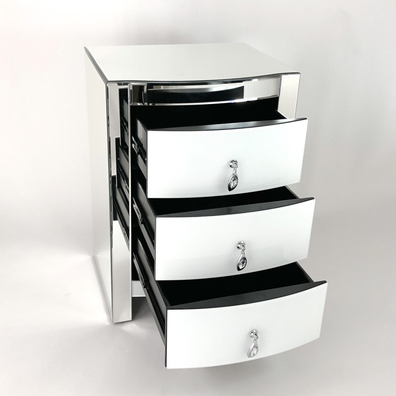 Neelyville Accent Chest