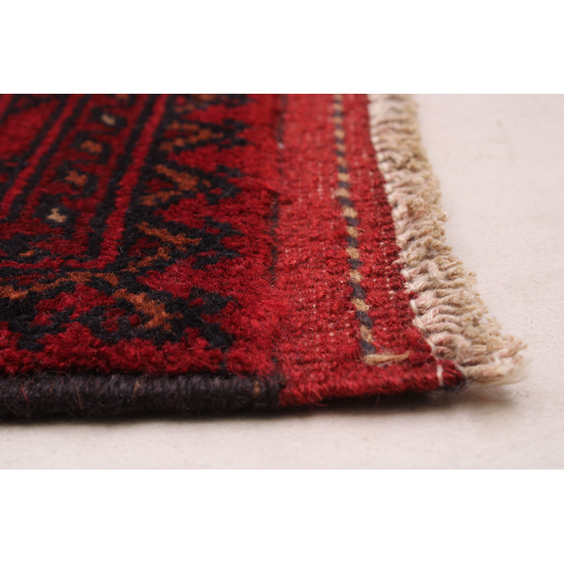 Tapis rouge foncé 6 pi 8 po x 9 pi 8 po Finest Esari